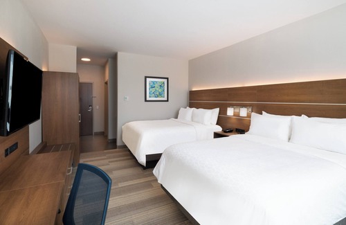 St. Peters Hotel | Holiday Inn Express & Suites St Peters by IHG