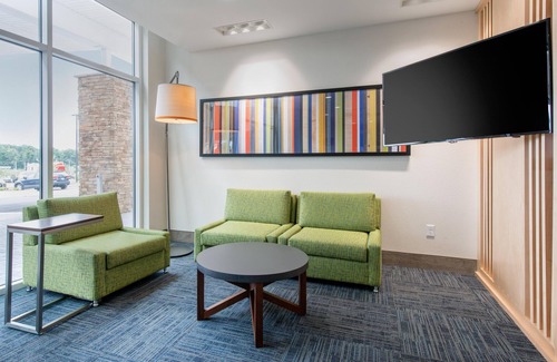 Alachua Hotel | Holiday Inn Express & Suites Alachua - Gainesville Area by IHG