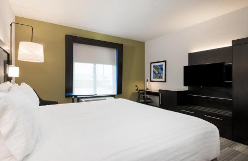 Florence Hotel | Holiday Inn Express & Suites Florence I-95 & I-20 Civic Ctr by IHG