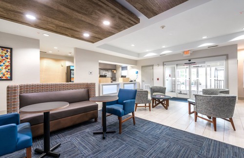 LaGrange Hotel | Holiday Inn Express & Suites Lagrange I-85 by IHG