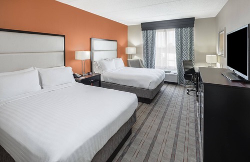 Gwinnett Place Hotel | Holiday Inn Express & Suites Atlanta NE - Duluth by IHG