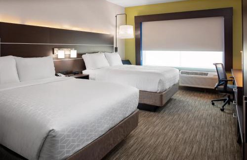 Sunrise Acres Hotel | Holiday Inn Express & Suites - El Paso North by IHG