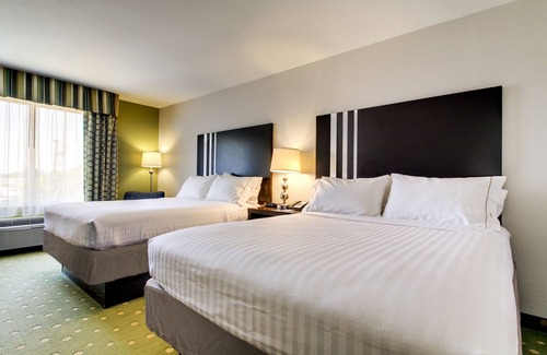 Boys Ranch Hotel | Holiday Inn Express & Suites Live Oak by IHG