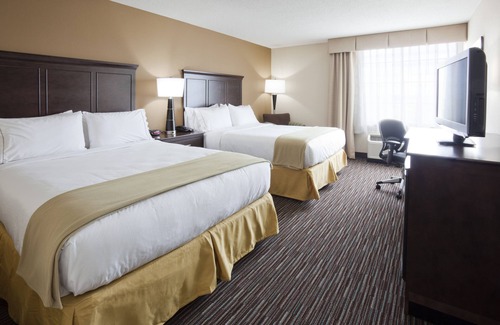 Willmar Hotel | Holiday Inn Express & Suites Willmar by IHG