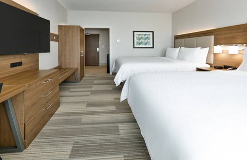 Yukon Hotel | Holiday Inn Express & Suites Yukon by IHG