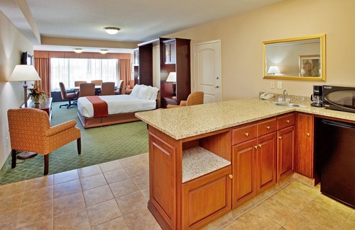 Cape Girardeau Hotel | Holiday Inn Express Hotel & Suites Cape Girardeau I-55 by IHG