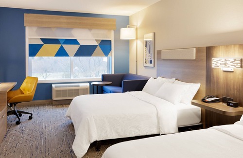 Port Washington Hotel | Holiday Inn Express & Suites Port Washington by IHG