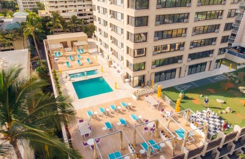Waikiki Resort | Holiday Inn Express Waikiki by IHG