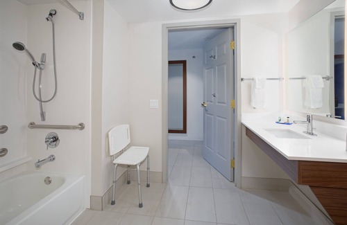 Yreka Hotel | Holiday Inn Express Yreka-Shasta Area by IHG