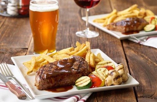 West Newton Hotel | Holiday Inn Indianapolis Airport by IHG