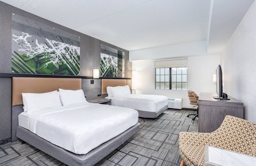 Lafayette Hotel | Holiday Inn Lafayette-City Centre by IHG