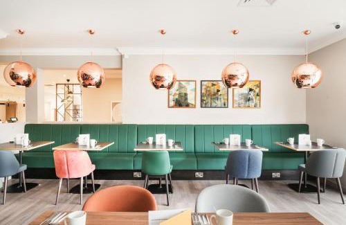 Ossett Hotel | Holiday Inn Leeds-Wakefield M1 Jct40 by IHG