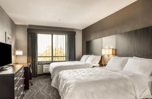 Milpitas Hotel | Holiday Inn & Suites Silicon Valley - Milpitas by IHG