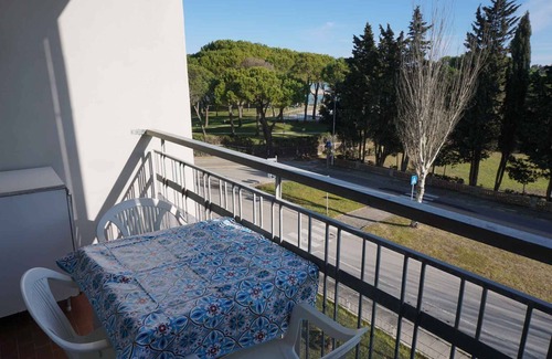 Porto Santa Margherita Apartment | Holiday apartment opposite the beach