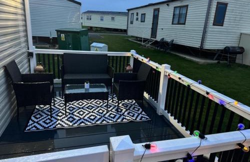 Leysdown-on-Sea Resort | Holiday Park Caravan Fluffy in Harts Holiday Park