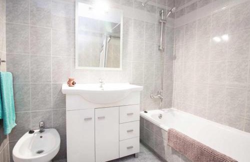 Plaza de Toros Vieja Apartment | Holidays2Malaga Plaza de Toros Vieja & terrace & optional parking