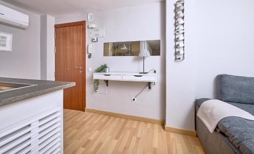 Plaza de Toros Vieja Apartment | Holidays2Malaga Salitre 3 bedroom up to 7 people High speed wifi