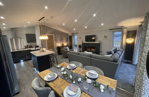 Ryther Apartment | Hollicarrs - White Rose Lodge