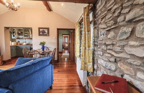 Kendal Cottage | Hollins Farm Barn