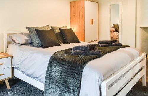 Windermere House | Holly Hideaway - Cottage