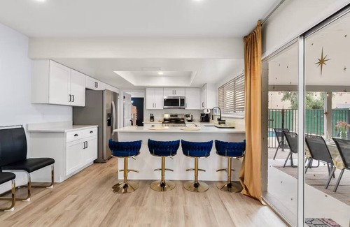 Tempe House | Hollywood in Tempe! 8 Beds+ASU+Pool+HT+16 Guests