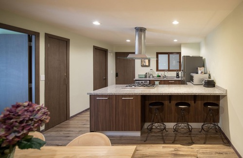 Colonia Aurora Apartment | HOLT - Boutique 2BR Puente Viejo Residencial