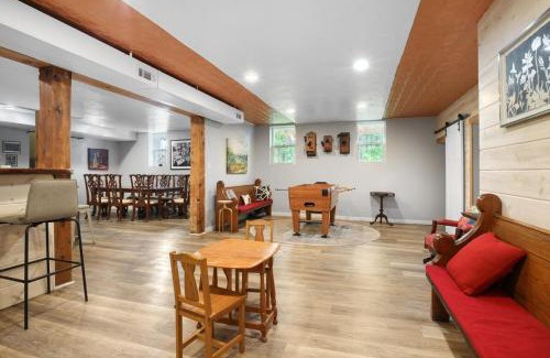Sturgeon Bay House | Holy Smokes, what a stay! Spacious church convert