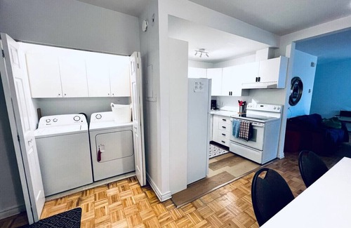 Viauville Apartment | Homa 3 | A haven of light | WiFi Desk | AC