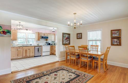 Conway House | Home 1 Mi to Dtwn Conway Great for Beach Days!