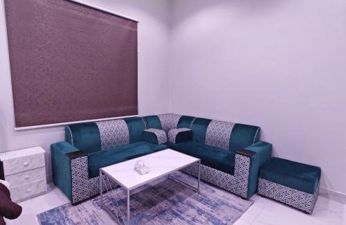 Medina Apartment | Home 2BR شقة غرفتين بمدخل خارجي مستقل طريق مباشر اقل من 4 كلم عن الحرم النبوي