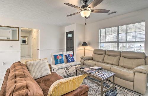 Whitemarsh Island House | Home about 7 Miles to Savannah Historic District!