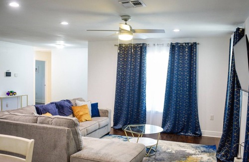 Gentilly Woods House | Home Away From Home 10 Mins from the French Quarter