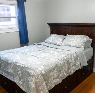 Skokie House | Home Away From Home