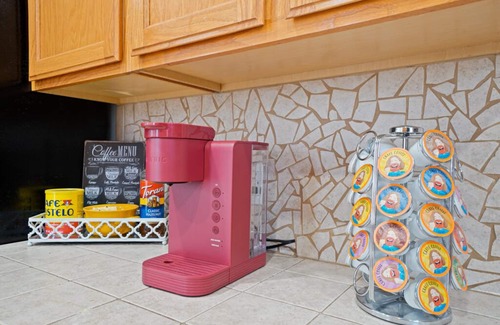 Biggs Field House | 🏡Home Away From Home. 🐶Yes dogs. No cats