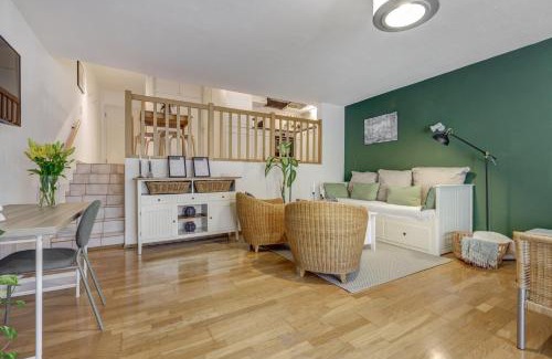 Wiesbaden Apartment | Home by Doni I Zentral I Haustiere erlaubt I Balkon l 4 PAX