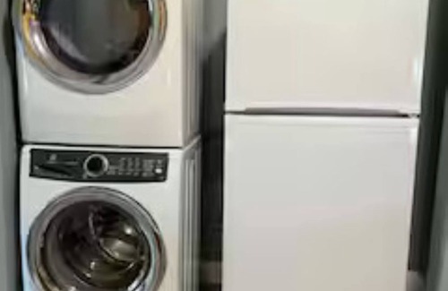 Englewood House | Home for the Family