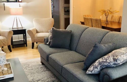 Fond du Lac House | Home in a Great Neighborhood near EAA Oshkosh