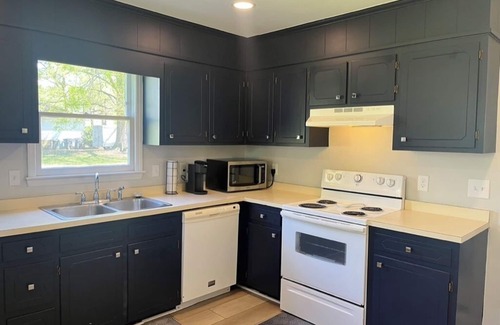 Apex House | Home in Charming Downtown Historic Apex with King Bed -Side B