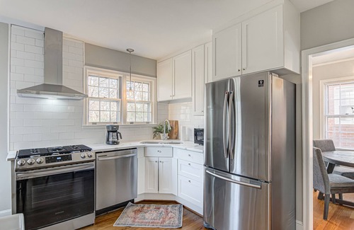 Lindley Park House | Home in sought after centrally located Lindley Park neighborhood.