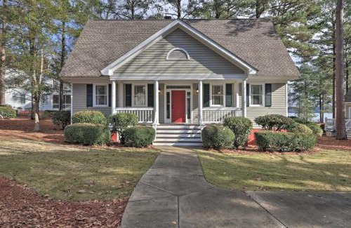 Lake Oconee House | Home Overlooking Lake Oconee with Resort Amenities!
