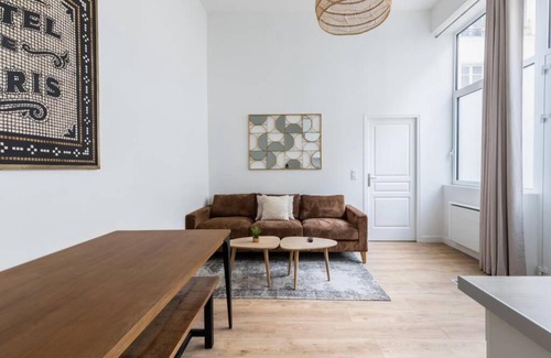 Strasbourg -Saint-Denis Apartment | Home Suite Home Sentier-Réaumur III