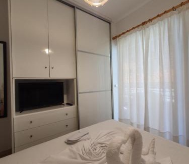 Loutraki Apartment | Home sweet home