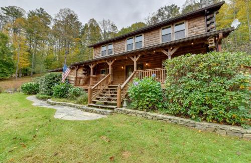 Waynesville House | Home with Indoor Spa 8 Mi to Smoky Mtn Natl Park!