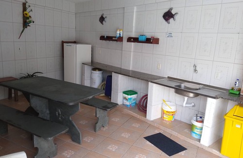 Mongagua House | Home with pool and games room, airy and comfortable, close to the beach.