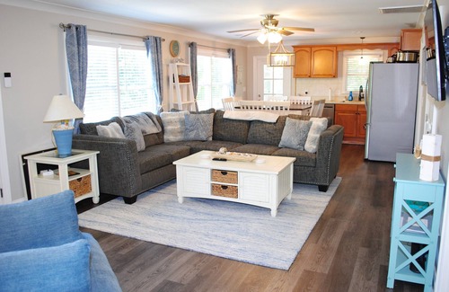 North Litchfield Beach House | Home with private swimming pool located close to the beach at North Litchfield in Pawleys Island.