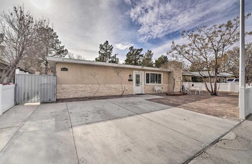 Las Vegas House | Home with Private Pool - Near Las Vegas Strip!