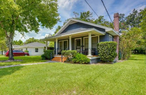 Lakeland House | Home with Private Yard Less Than 2 Mi to Hollis Garden!
