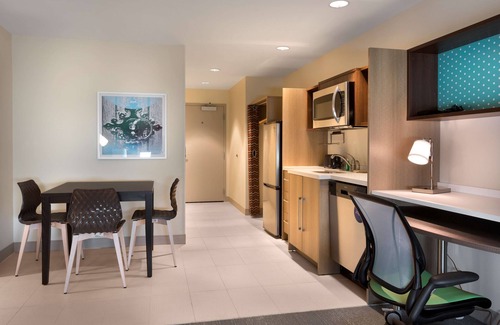 Belmont Historic District Hotel | Home2 Suites by Hilton Charlotte Belmont