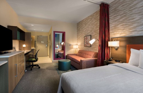 Belmont Historic District Hotel | Home2 Suites by Hilton Charlotte Belmont