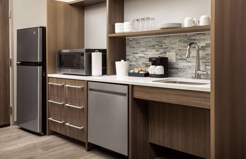 Kenner - Louis Armstrong International Airport Hotel | Home2 Suites by Hilton Kenner New Orleans Airport